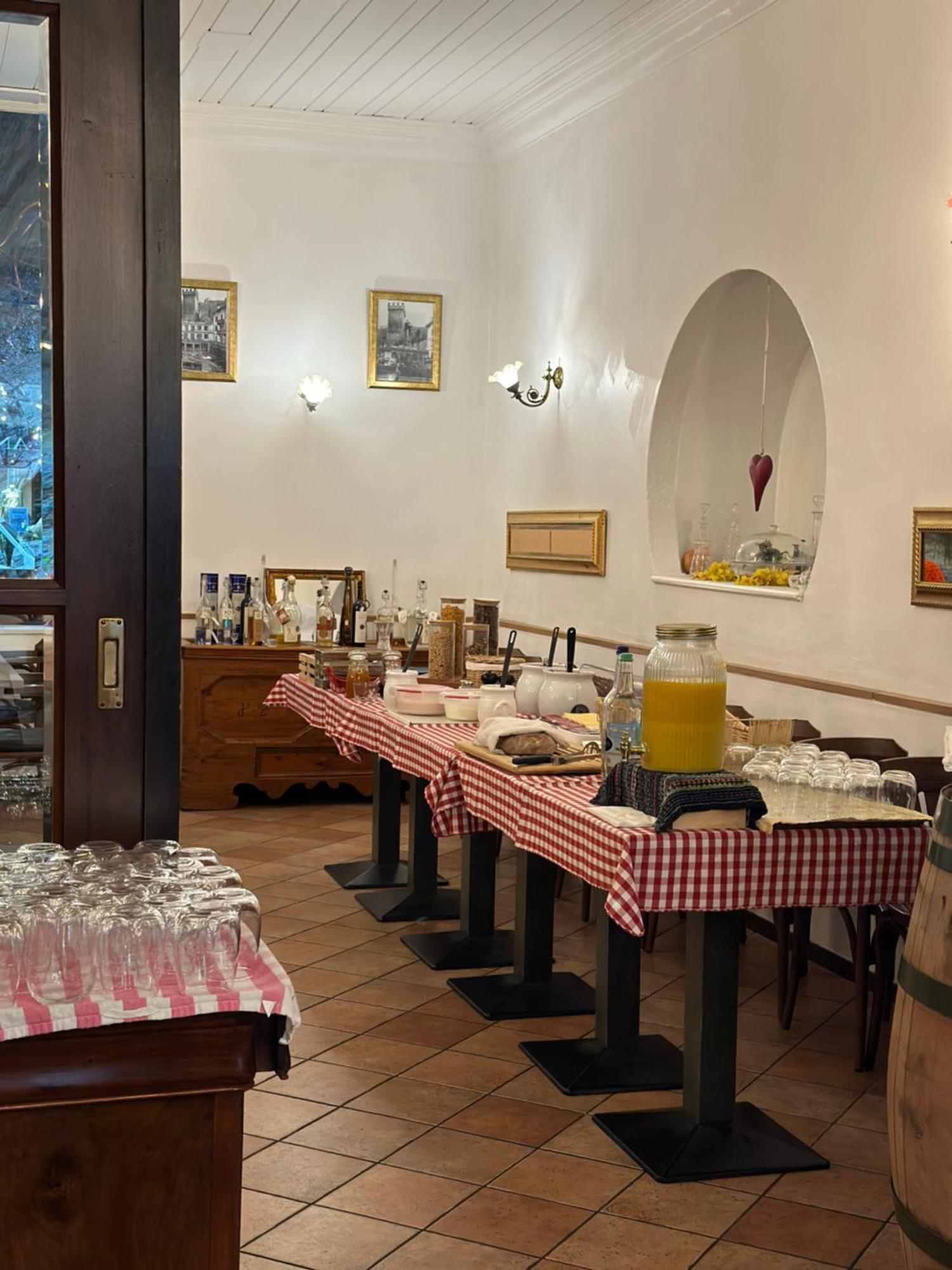 Hotel Croce Federale Белинцона Екстериор снимка