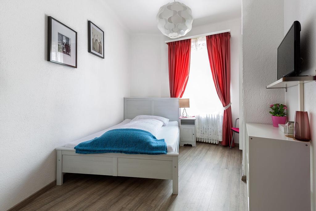 Hotel Croce Federale Белинцона Екстериор снимка